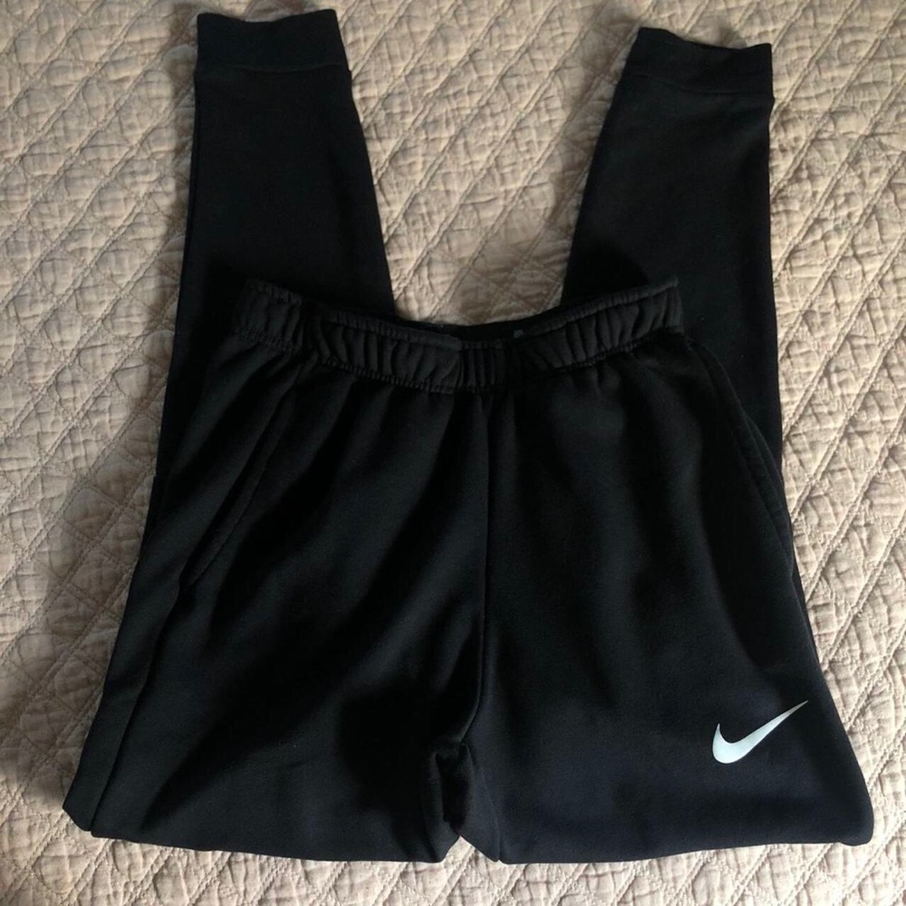 NWOT Nike HighRise Black Sweatpants Adult Small Tall - Picture 2 of 3